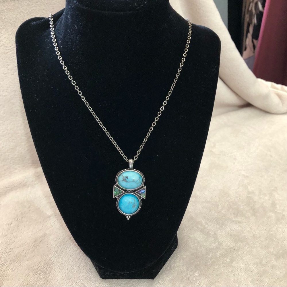 American Eagle Silver-tone Turquoise Pendant Necklace